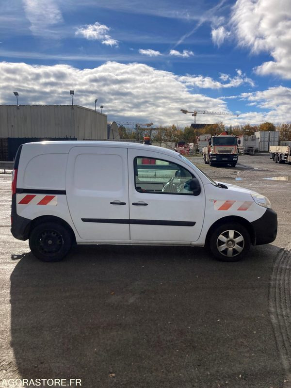 RENAULT KANGOO diesel - Année 2017 - 330 000 km - Små varebil: billede 4 RENAULT KANGOO diesel - Année 2017 - 330 000 km - Små varebil: billede 4