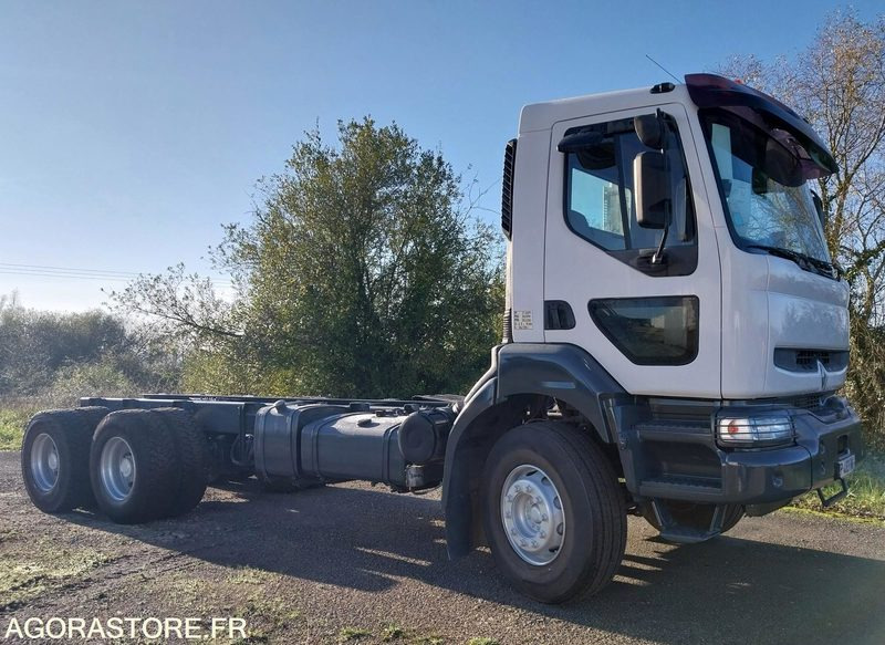RENAULT KERAX 370-26 / 2004 / 715710 Km avec peinture neuve - Lastbil chassis: billede 2 RENAULT KERAX 370-26 / 2004 / 715710 Km avec peinture neuve - Lastbil chassis: billede 2