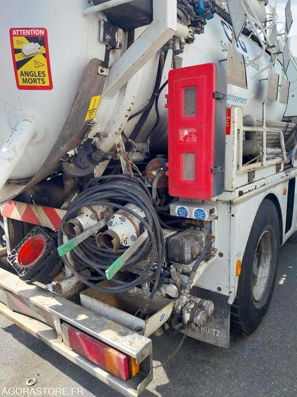 RENAULT Kerax 320 HUWER ADR 2002 (165000Km) ROULANT EXPORT UNIQUEMENT - Slamsugemaskine: billede 5 RENAULT Kerax 320 HUWER ADR 2002 (165000Km) ROULANT EXPORT UNIQUEMENT - Slamsugemaskine: billede 5