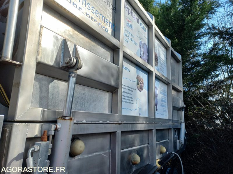 RENAULT M280 DESHYDRATEUR CHOUETTE 2009 15800KM ROULANT EXPORT UNIQUEMENT - Slamsugemaskine: billede 4 RENAULT M280 DESHYDRATEUR CHOUETTE 2009 15800KM ROULANT EXPORT UNIQUEMENT - Slamsugemaskine: billede 4