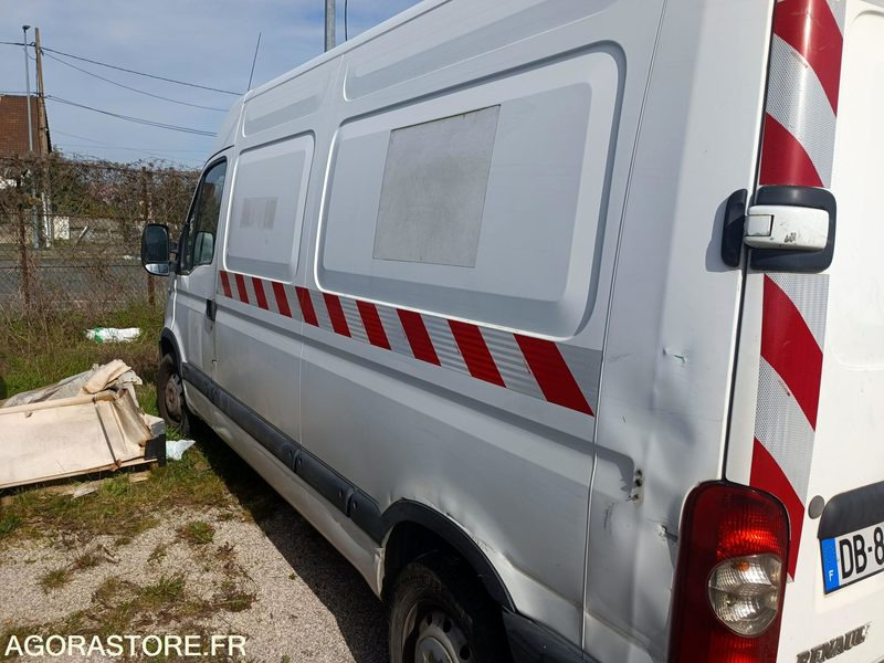 RENAULT MASTER - 2004 - 185782km - Varevogn: billede 2 RENAULT MASTER - 2004 - 185782km - Varevogn: billede 2