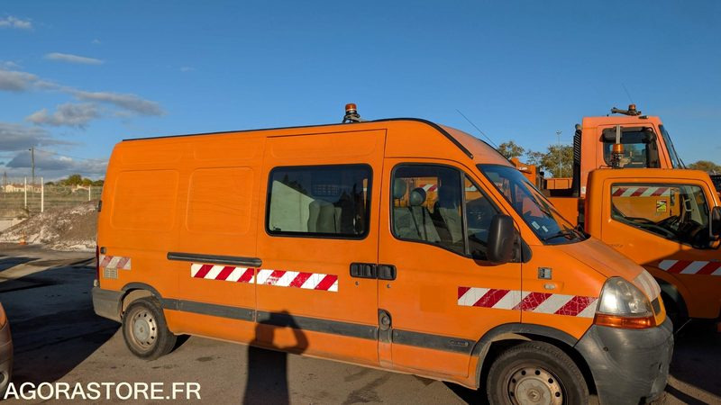 RENAULT MASTER FM-521-JQ - 2006 - Varevogn: billede 2 RENAULT MASTER FM-521-JQ - 2006 - Varevogn: billede 2