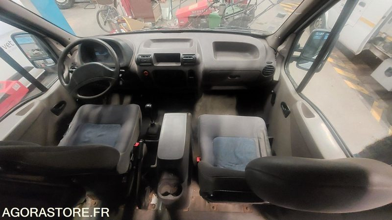 RENAULT MASTER II L2H2 94527 kms 1998 - Varevogn: billede 5 RENAULT MASTER II L2H2 94527 kms 1998 - Varevogn: billede 5