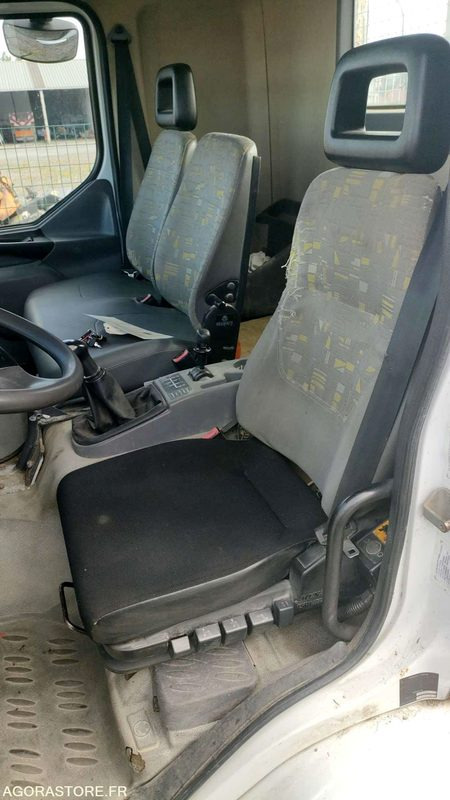 Ladbil med tip RENAULT MIDLUM 210 - 2001 - 288968 KM: billede 15 Ladbil med tip RENAULT MIDLUM 210 - 2001 - 288968 KM: billede 15