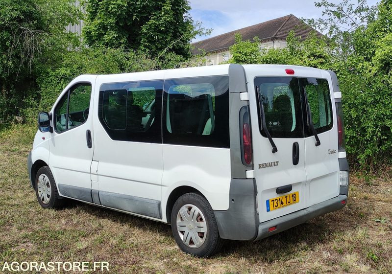 RENAULT TRAFIC II - Minibus, Persontransport: billede 1 RENAULT TRAFIC II - Minibus, Persontransport: billede 1