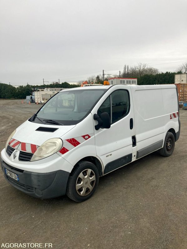 RENAULT TRAFIC diesel - Année 2013 - 376.300km - Varevogn: billede 3 RENAULT TRAFIC diesel - Année 2013 - 376.300km - Varevogn: billede 3