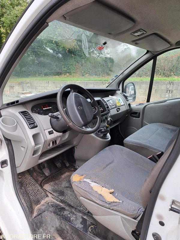 Renault Trafic - 2005 - 79515kms - 529 CLZ 38 - Varevogn: billede 5 Renault Trafic - 2005 - 79515kms - 529 CLZ 38 - Varevogn: billede 5