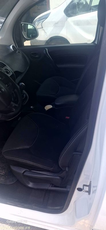 Renault kangoo 1.2 tce 115 cv 93121 kms Annee 2018 Clim Gps - Små varebil: billede 5 Renault kangoo 1.2 tce 115 cv 93121 kms Annee 2018 Clim Gps - Små varebil: billede 5