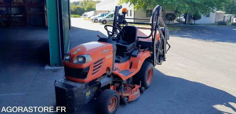 TONDEUSE AUTOPORTEE KUBOTA G23 - Plæneklipper: billede 1 TONDEUSE AUTOPORTEE KUBOTA G23 - Plæneklipper: billede 1