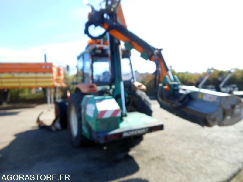 TRACTEUR AGRICOLE RENAULT ERGOS 446 (DD123) + DEBROUSSAILLEUSE 5M (MC123) - Traktor: billede 4 TRACTEUR AGRICOLE RENAULT ERGOS 446 (DD123) + DEBROUSSAILLEUSE 5M (MC123) - Traktor: billede 4
