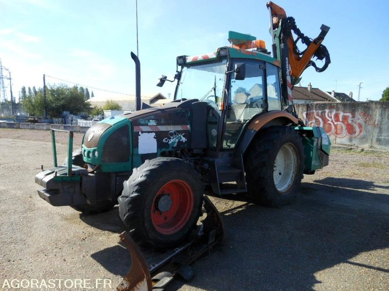 TRACTEUR AGRICOLE RENAULT ERGOS 446 (DD123) + DEBROUSSAILLEUSE 5M (MC123) - Traktor: billede 1 TRACTEUR AGRICOLE RENAULT ERGOS 446 (DD123) + DEBROUSSAILLEUSE 5M (MC123) - Traktor: billede 1
