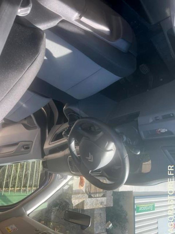 TTC / 0% TVA - MINIBUS CITROEN JUMPY SPACETOURER 1.5L BHDI - 4 portes - 2019 - Minibus, Persontransport: billede 4 TTC / 0% TVA - MINIBUS CITROEN JUMPY SPACETOURER 1.5L BHDI - 4 portes - 2019 - Minibus, Persontransport: billede 4