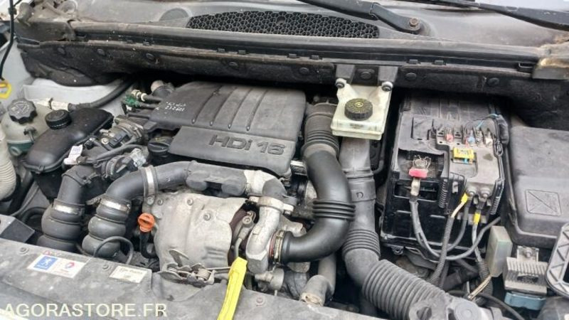 VEHICULE FRIGORIFIQUE PEUGEOT PARTNER AB519FR - Små varebil: billede 3 VEHICULE FRIGORIFIQUE PEUGEOT PARTNER AB519FR - Små varebil: billede 3