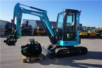 Airman AX26U-7 *Uthyres* - Minigravemaskine: billede 1 Airman AX26U-7 *Uthyres* - Minigravemaskine: billede 1