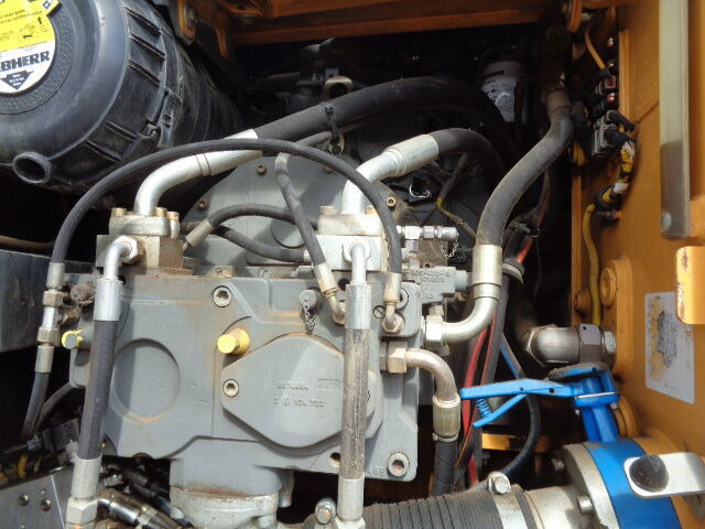 Bæltegravemaskine Liebherr R906LC: billede 10 Bæltegravemaskine Liebherr R906LC: billede 10