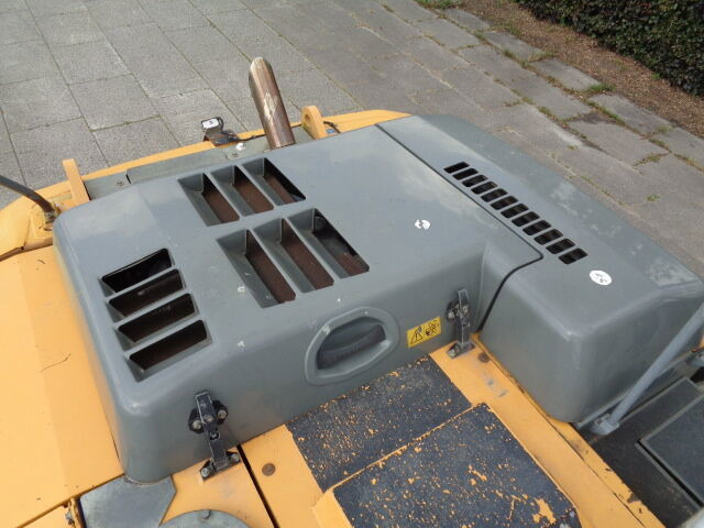 Bæltegravemaskine Liebherr R906LC: billede 18 Bæltegravemaskine Liebherr R906LC: billede 18