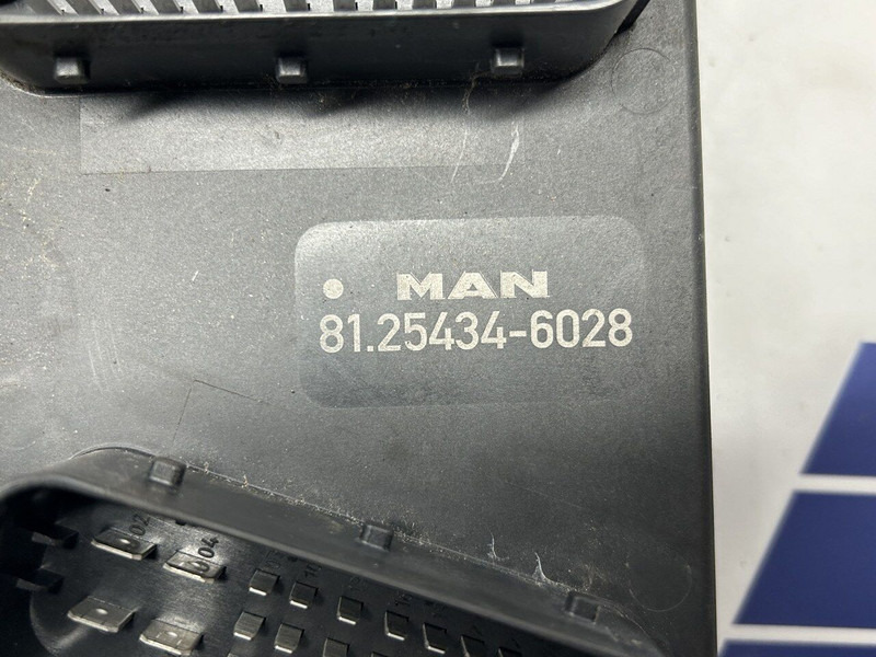 MAN fuse box - Elektrisk system for Lastbil: billede 4 MAN fuse box - Elektrisk system for Lastbil: billede 4