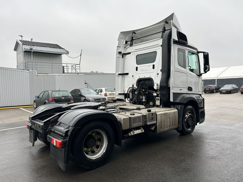 Mercedes-Benz 2018 Mercedes Benz Actros MP4 EURO 6 breaking for parts - Førerhus og interiør for Lastbil: billede 4 Mercedes-Benz 2018 Mercedes Benz Actros MP4 EURO 6 breaking for parts - Førerhus og interiør for Lastbil: billede 4