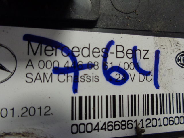 Mercedes-Benz MP4 control unit HELLA - Kontrol blok for Lastbil: billede 2 Mercedes-Benz MP4 control unit HELLA - Kontrol blok for Lastbil: billede 2