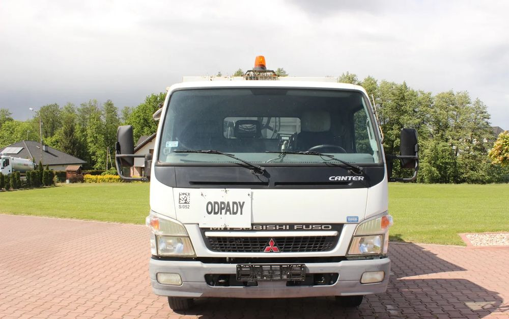 Mitsubishi CANTER 7C15 - Affaldsmaskine: billede 4 Mitsubishi CANTER 7C15 - Affaldsmaskine: billede 4