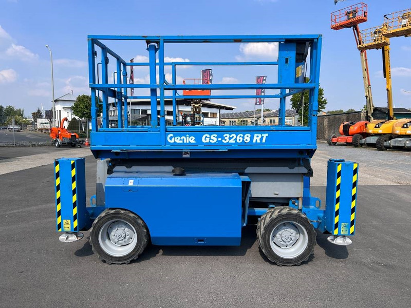 Genie GS3268 RT diesel 4x4 12m (1480) - Sakselift: billede 2 Genie GS3268 RT diesel 4x4 12m (1480) - Sakselift: billede 2