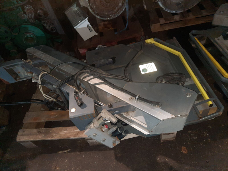 S370 TRPL 300-113 - Udstyr: billede 1 S370 TRPL 300-113 - Udstyr: billede 1