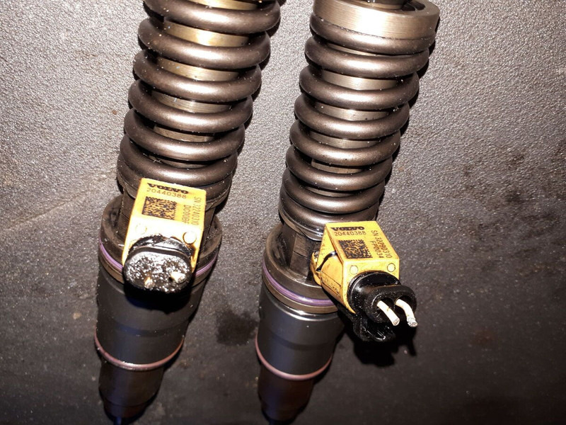 Volvo DCOOBF / Scania / D10a. D7a . D7C - Brændstoffilter: billede 2 Volvo DCOOBF / Scania / D10a. D7a . D7C - Brændstoffilter: billede 2