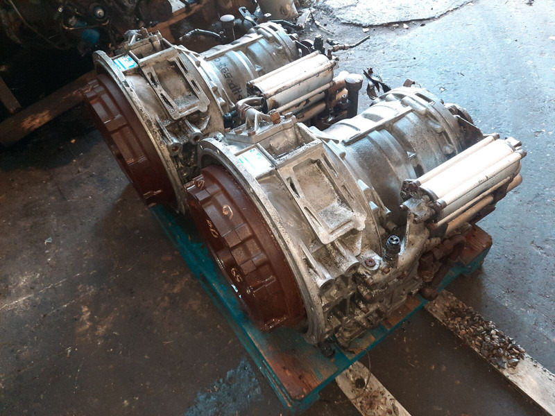 ZF 6HP604C .6HP502C. 6HP552C .6HP602C. 6HP592C. 6HP504C .6HP604C. 6 - Gearkasse: billede 3 ZF 6HP604C .6HP502C. 6HP552C .6HP602C. 6HP592C. 6HP504C .6HP604C. 6 - Gearkasse: billede 3