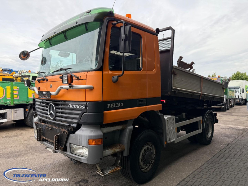 Mercedes-Benz Actros 1831 4x4 Naafreductie, Bladgeveerd, EPS, Originele kilometerstand! - Tipvogn lastbil: billede 3 Mercedes-Benz Actros 1831 4x4 Naafreductie, Bladgeveerd, EPS, Originele kilometerstand! - Tipvogn lastbil: billede 3
