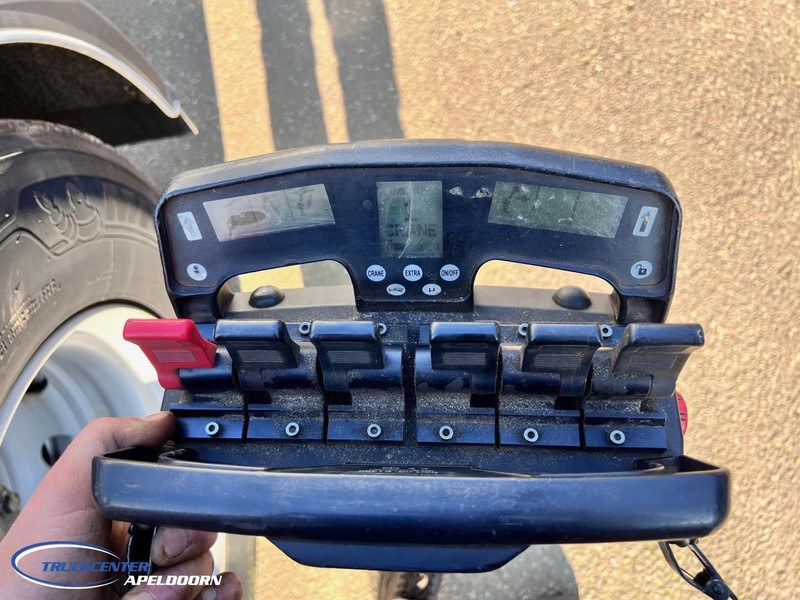 Lastbil med lad, Lastbil med kran Volvo FH 440 HIAB 800 E4, 8x2: billede 12