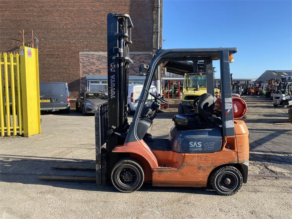 Toyota 42-7FGF15 - Gas gaffeltruck: billede 1 Toyota 42-7FGF15 - Gas gaffeltruck: billede 1