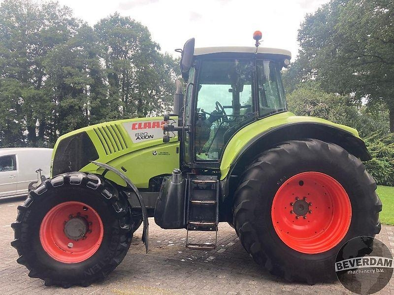 Claas Axion 820 - Traktor: billede 2 Claas Axion 820 - Traktor: billede 2