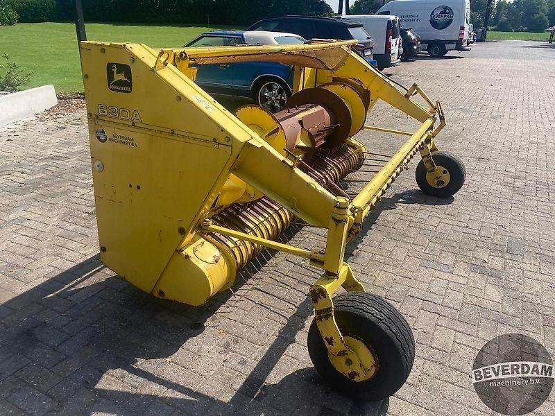 John Deere 630 A - Høstmaskiner tilbehør: billede 2 John Deere 630 A - Høstmaskiner tilbehør: billede 2