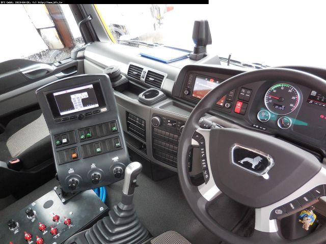 MAN TGS 18.420 4X2 BL Bucher OF 8000 TWIN beidseitig - Fejebil: billede 4 MAN TGS 18.420 4X2 BL Bucher OF 8000 TWIN beidseitig - Fejebil: billede 4