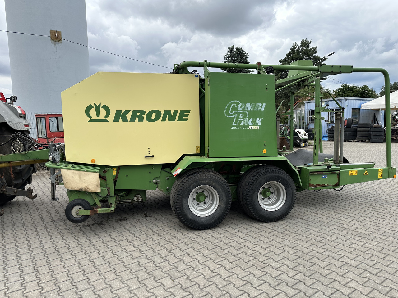 Krone COMBI PACK 1500 V MC - Rundballepresse: billede 3 Krone COMBI PACK 1500 V MC - Rundballepresse: billede 3