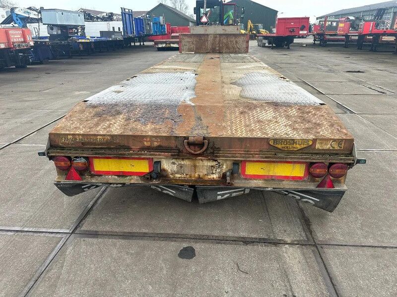 Broshuis 31N55A EXTENDABLE - LAST AXLE STEERING - Nedbygget platform sættevogn: billede 4 Broshuis 31N55A EXTENDABLE - LAST AXLE STEERING - Nedbygget platform sættevogn: billede 4