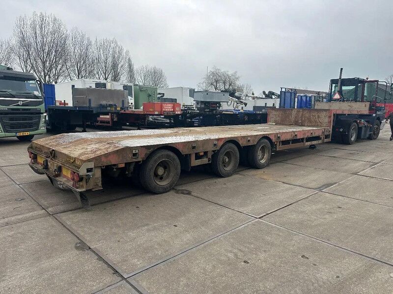 Broshuis 31N55A EXTENDABLE - LAST AXLE STEERING - Nedbygget platform sættevogn: billede 3 Broshuis 31N55A EXTENDABLE - LAST AXLE STEERING - Nedbygget platform sættevogn: billede 3