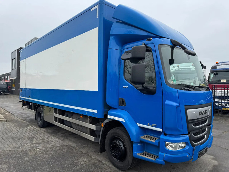 DAF LF 180 4X2 - EURO 6 + DHOLLANDIA LIFT - Lastbil varevogn: billede 3 DAF LF 180 4X2 - EURO 6 + DHOLLANDIA LIFT - Lastbil varevogn: billede 3