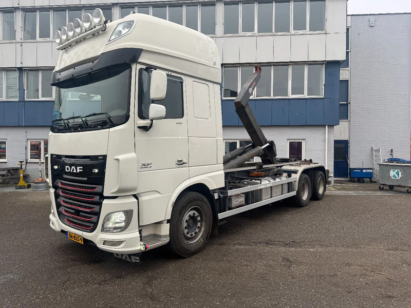 DAF XF 510 6X2 EURO 6 VDL 30T HOOK 2017 - Lastbil kroghejs: billede 1 DAF XF 510 6X2 EURO 6 VDL 30T HOOK 2017 - Lastbil kroghejs: billede 1
