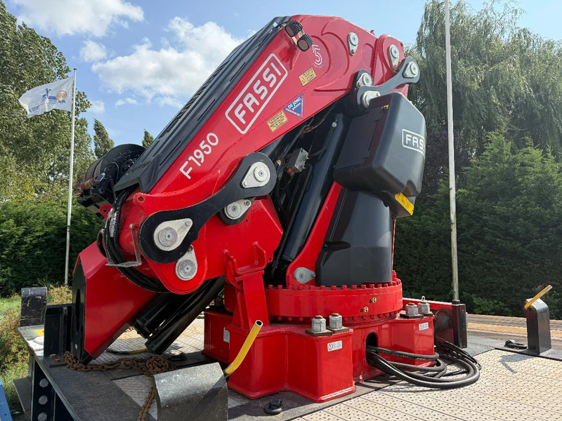 FASSI 8 x HYDR + 3 X MANUEL, REMOTE CONTROLE, WINCH 5630 KG, WITH SEPARATE BOX WITH HYDROVEN POWERPACK 30KW AND OIL TANK. F1950RAF 2. - Bom: billede 3 FASSI 8 x HYDR + 3 X MANUEL, REMOTE CONTROLE, WINCH 5630 KG, WITH SEPARATE BOX WITH HYDROVEN POWERPACK 30KW AND OIL TANK. F1950RAF 2. - Bom: billede 3