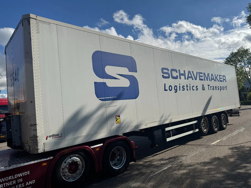 Hertoghs O3 3X SAF AXLE DISK BRAKES TÜV TILL 01-2026 - Varevogn sættevogn: billede 1 Hertoghs O3 3X SAF AXLE DISK BRAKES TÜV TILL 01-2026 - Varevogn sættevogn: billede 1