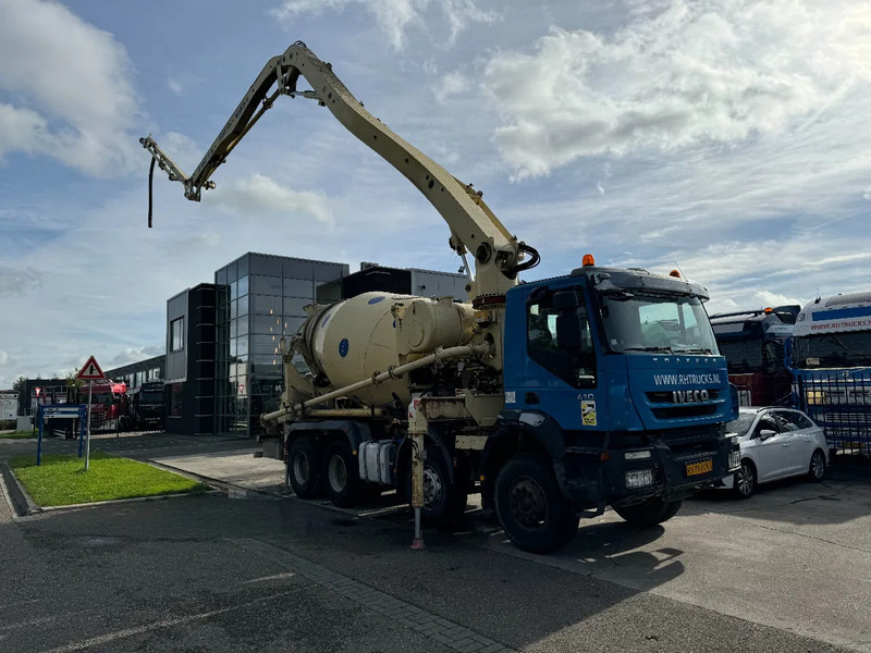 Iveco Eurotrakker 410 8X4 CIFA PUMP 24M + MIXER FULL STEEL + REMOTE CONTROL - Betonpumpe: billede 2 Iveco Eurotrakker 410 8X4 CIFA PUMP 24M + MIXER FULL STEEL + REMOTE CONTROL - Betonpumpe: billede 2