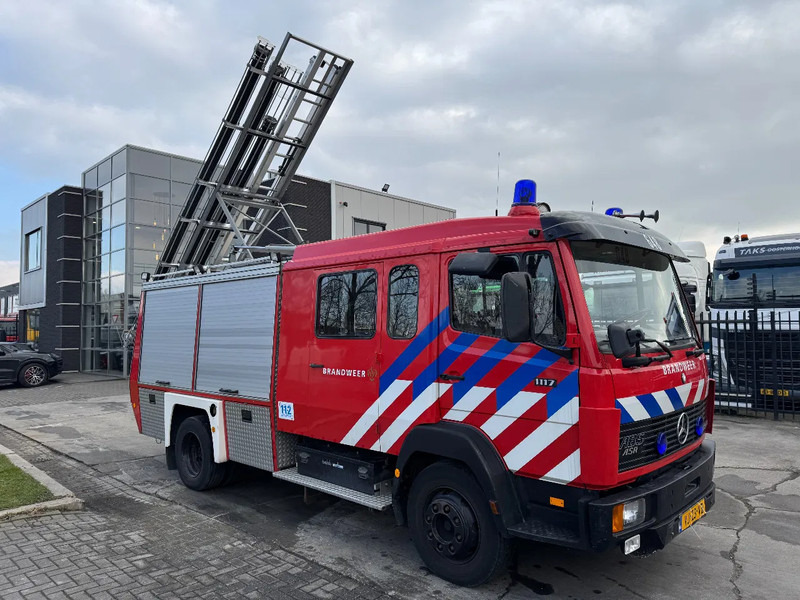 Mercedes-Benz 1117 - FULL EQUIPMENT INCLUDED FIRE TRUCK + LADDERLIFT + TÜV 12-2025 - Brandbil: billede 2 Mercedes-Benz 1117 - FULL EQUIPMENT INCLUDED FIRE TRUCK + LADDERLIFT + TÜV 12-2025 - Brandbil: billede 2