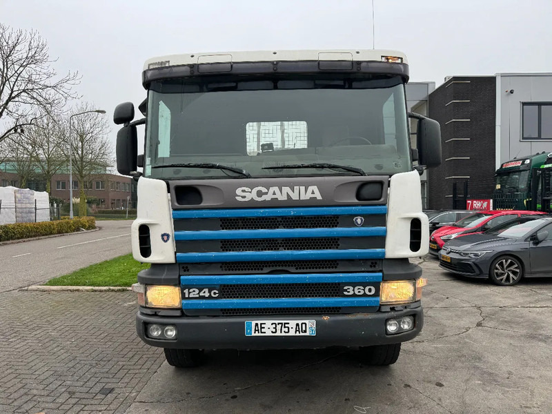 Leje en Scania P124-360 6X4 EURO 2 HIAB 200 C-5 ALL 2000 Scania P124-360 6X4 EURO 2 HIAB 200 C-5 ALL 2000: billede 9