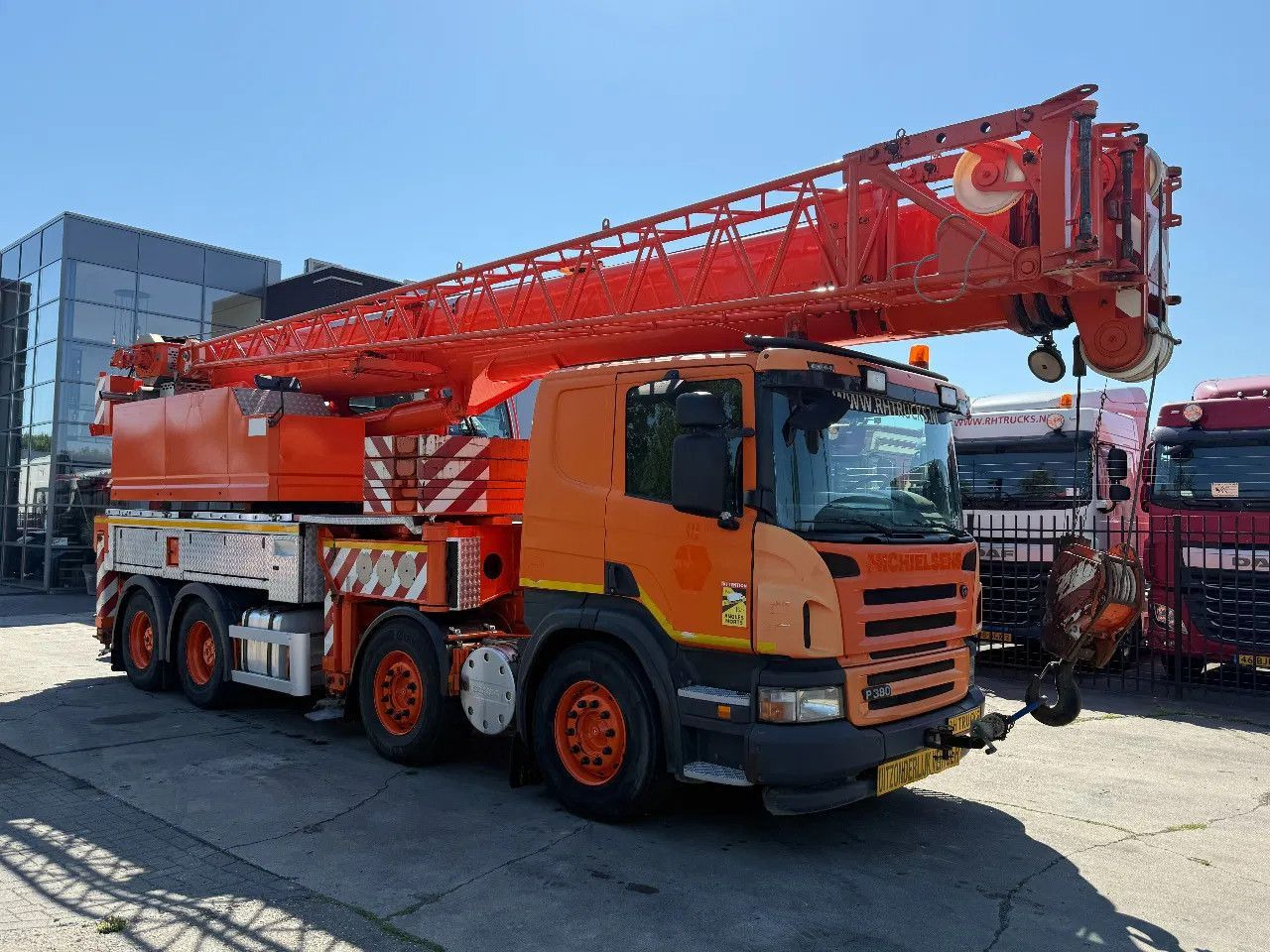 Lastbil med kran Scania P380 8X4 + FAUN HK40 + FLYJIB + BALLASTBL. 6,9 T: billede 1