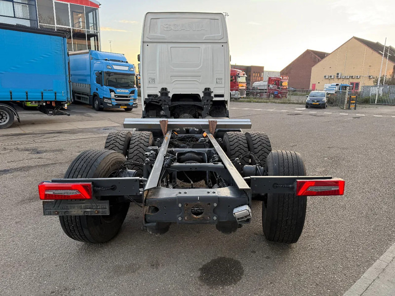 Scania R500 NGS 6X2 - ONLY 205.204 KM + STEERING & LIFTING AXLE - Lastbil chassis: billede 5 Scania R500 NGS 6X2 - ONLY 205.204 KM + STEERING & LIFTING AXLE - Lastbil chassis: billede 5