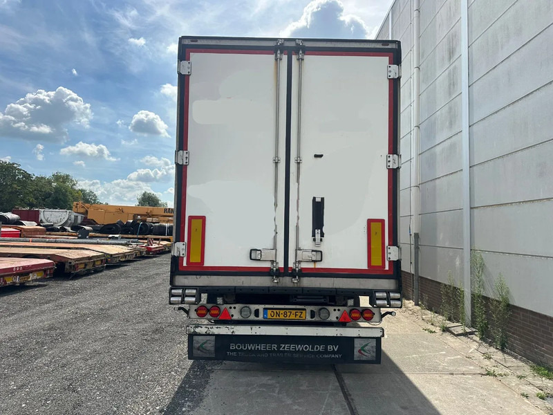 Schmitz Cargobull SCB*S3B THERMO KING SLX300E 3 AXLE - Kølevogn sættevogn: billede 4 Schmitz Cargobull SCB*S3B THERMO KING SLX300E 3 AXLE - Kølevogn sættevogn: billede 4