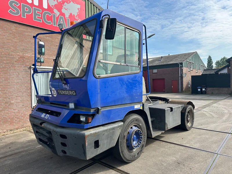 Terberg YT 182 MOTOR ROOKT - Terminaltraktor: billede 2 Terberg YT 182 MOTOR ROOKT - Terminaltraktor: billede 2