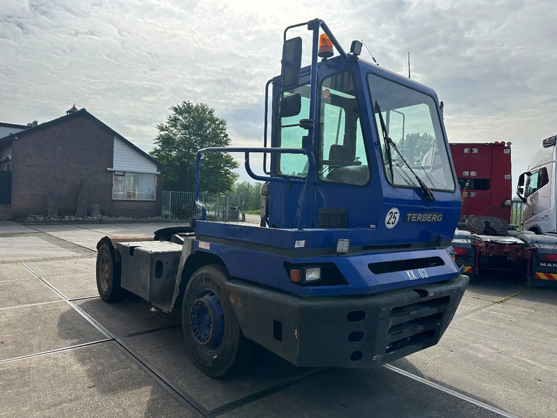 Terberg YT 182 MOTOR ROOKT - Terminaltraktor: billede 3 Terberg YT 182 MOTOR ROOKT - Terminaltraktor: billede 3