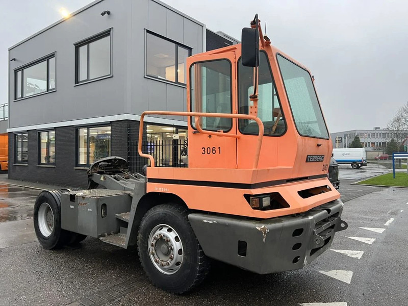 Terberg YT 222 YT222 - Terminaltraktor: billede 3 Terberg YT 222 YT222 - Terminaltraktor: billede 3